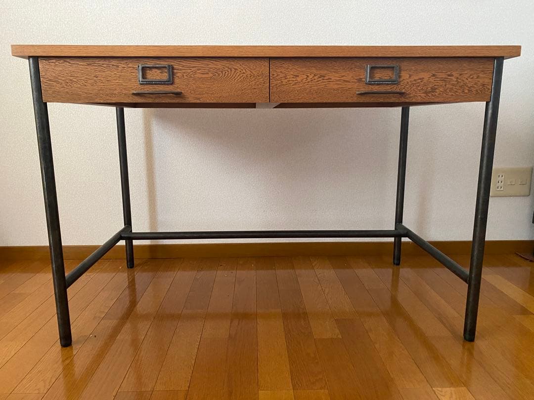 TRUCK FURNITURE／トラックファニチャー／SUTTO DESK