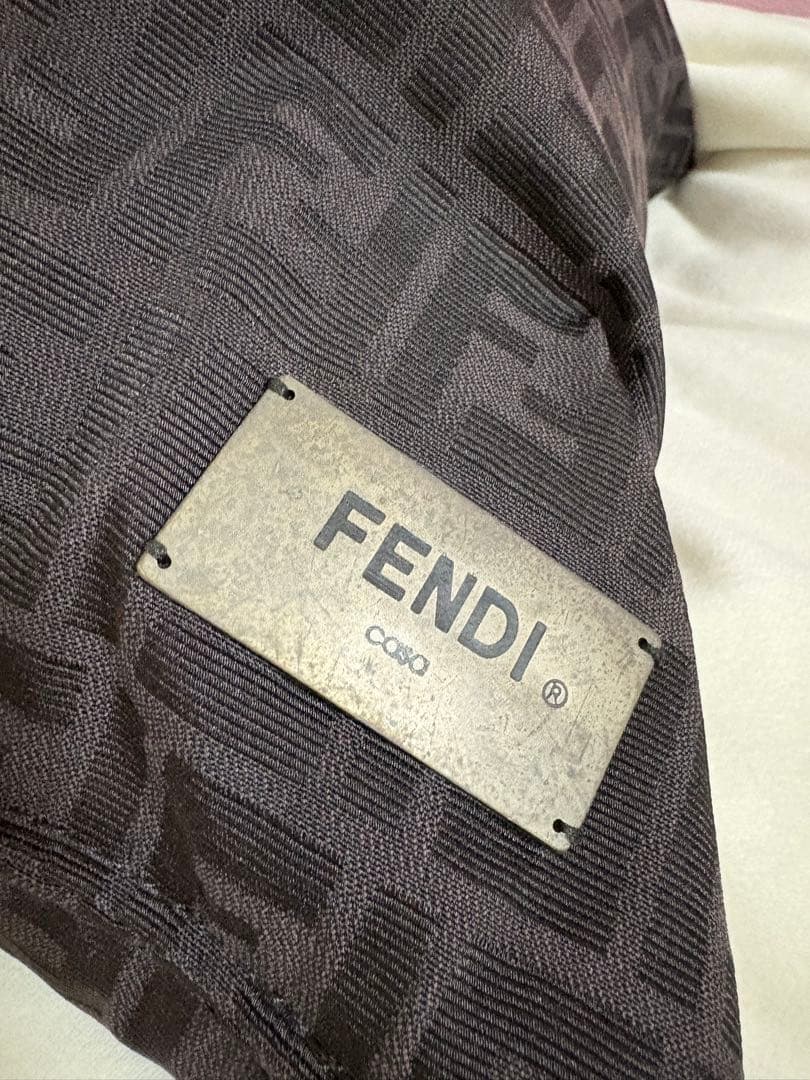 FENDI フェンディ クッション 黒×黒 カバー ブラック 値下げ