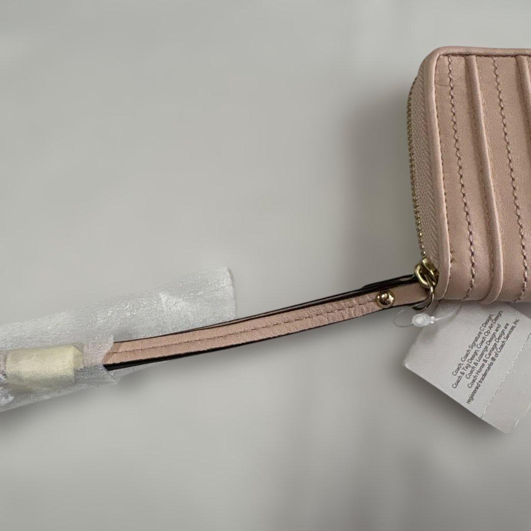 新品　未使用品　COACH コーチ　ウォレット　長財布 ピンク　箱付き