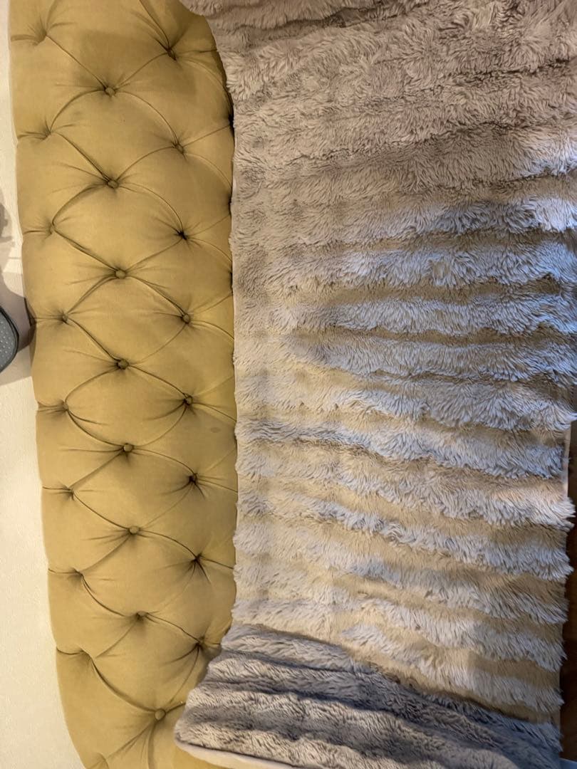 【最安値】CLASH & GATE チェスターフィールドソファ SUEDE