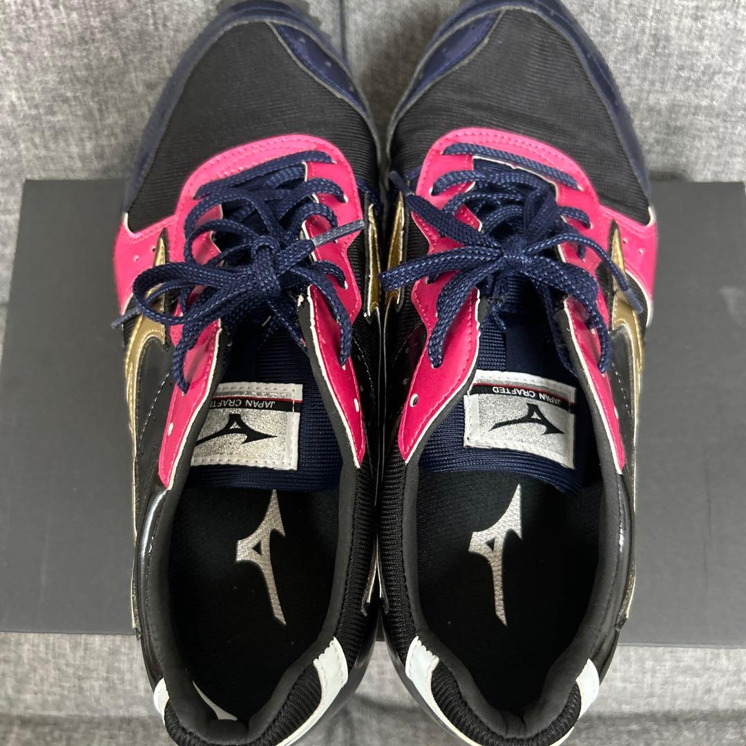 ミズノ　ビルトトレーナー　25.5cm