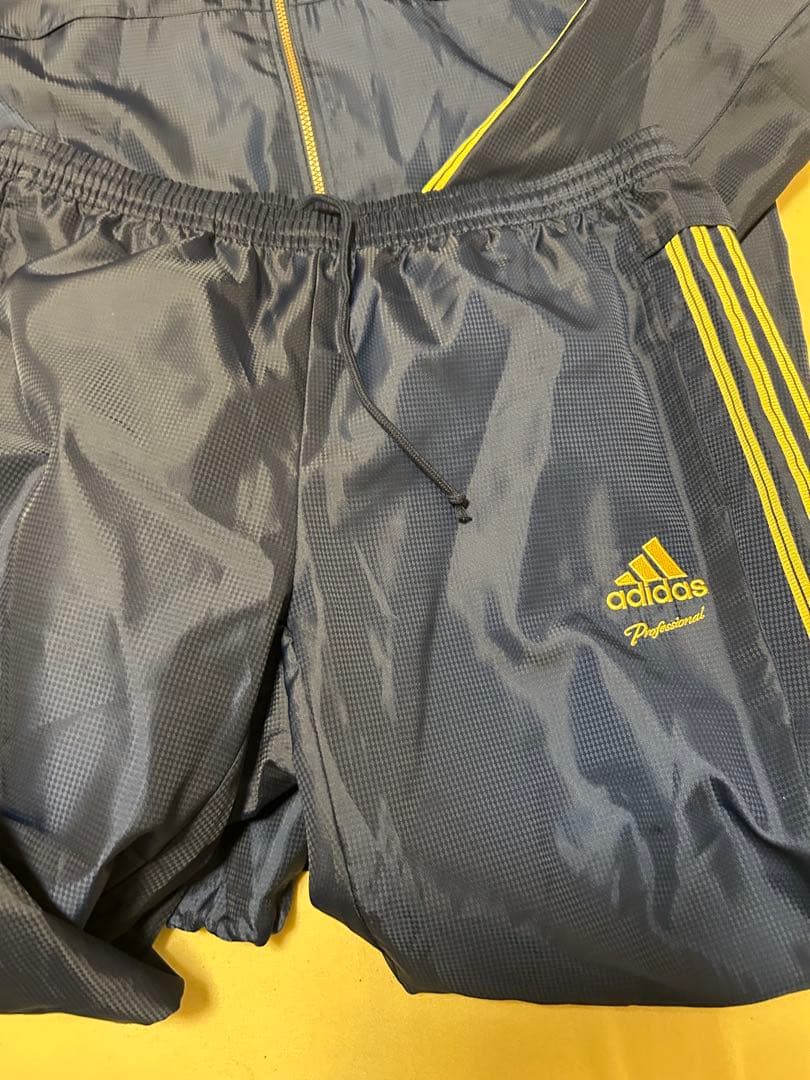 【人気】adidas Professional　金ロゴ刺繍　セットアップ　2XO