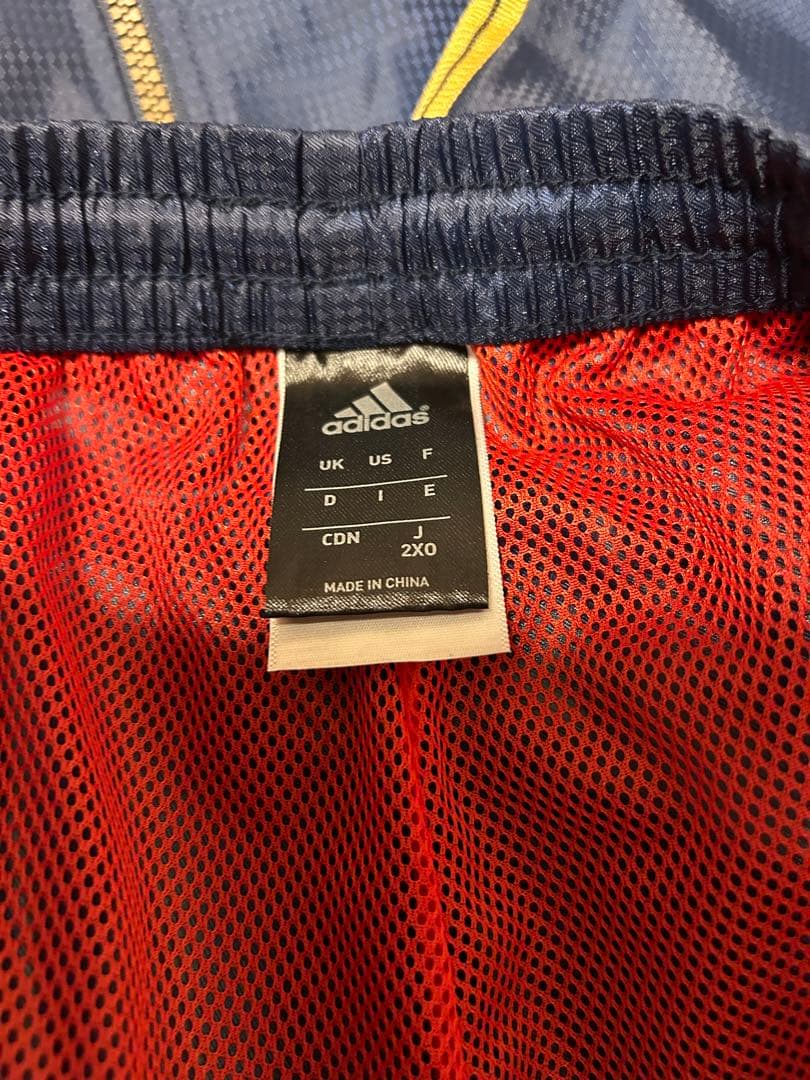 【人気】adidas Professional　金ロゴ刺繍　セットアップ　2XO