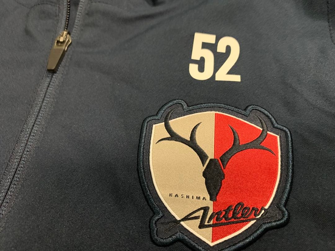 極美品 NIKE 鹿島アントラーズ ナイロンジャケット M 支給品 ジャージ