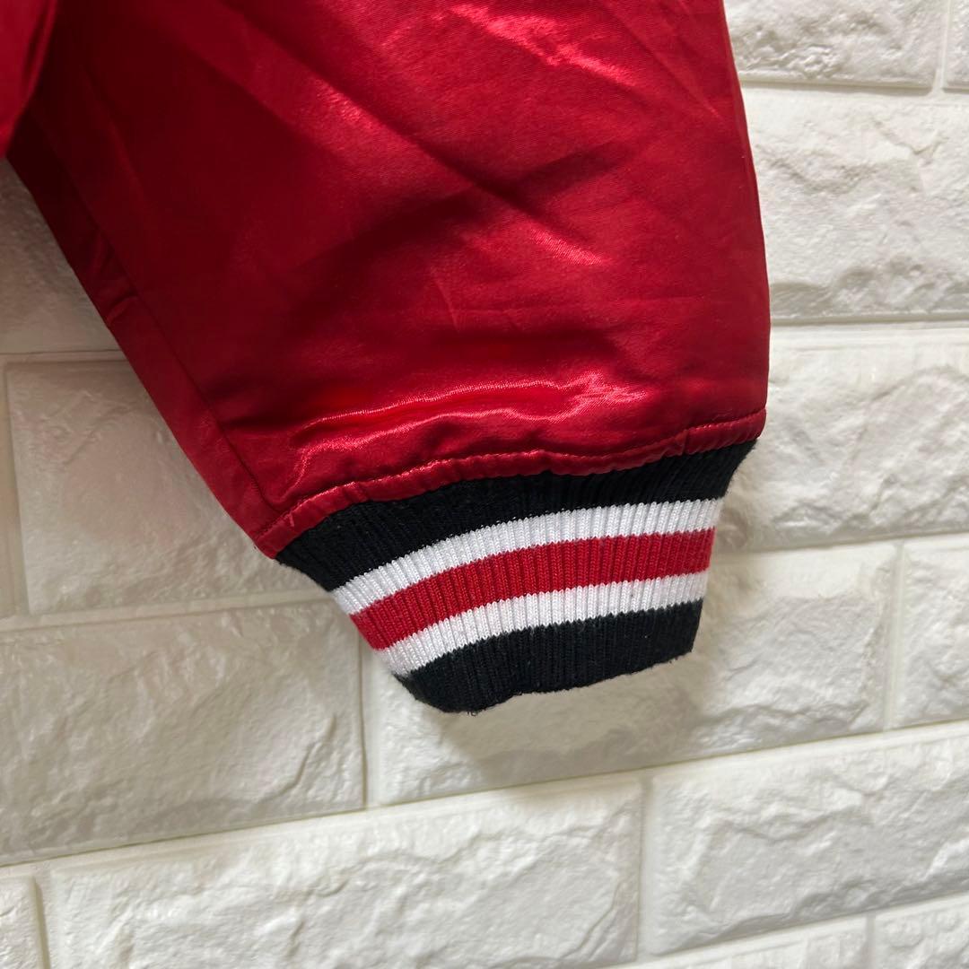 【ミッチェルアンドネス　シカゴブルズ】スタジャン【メンズ2XL】レッド H2