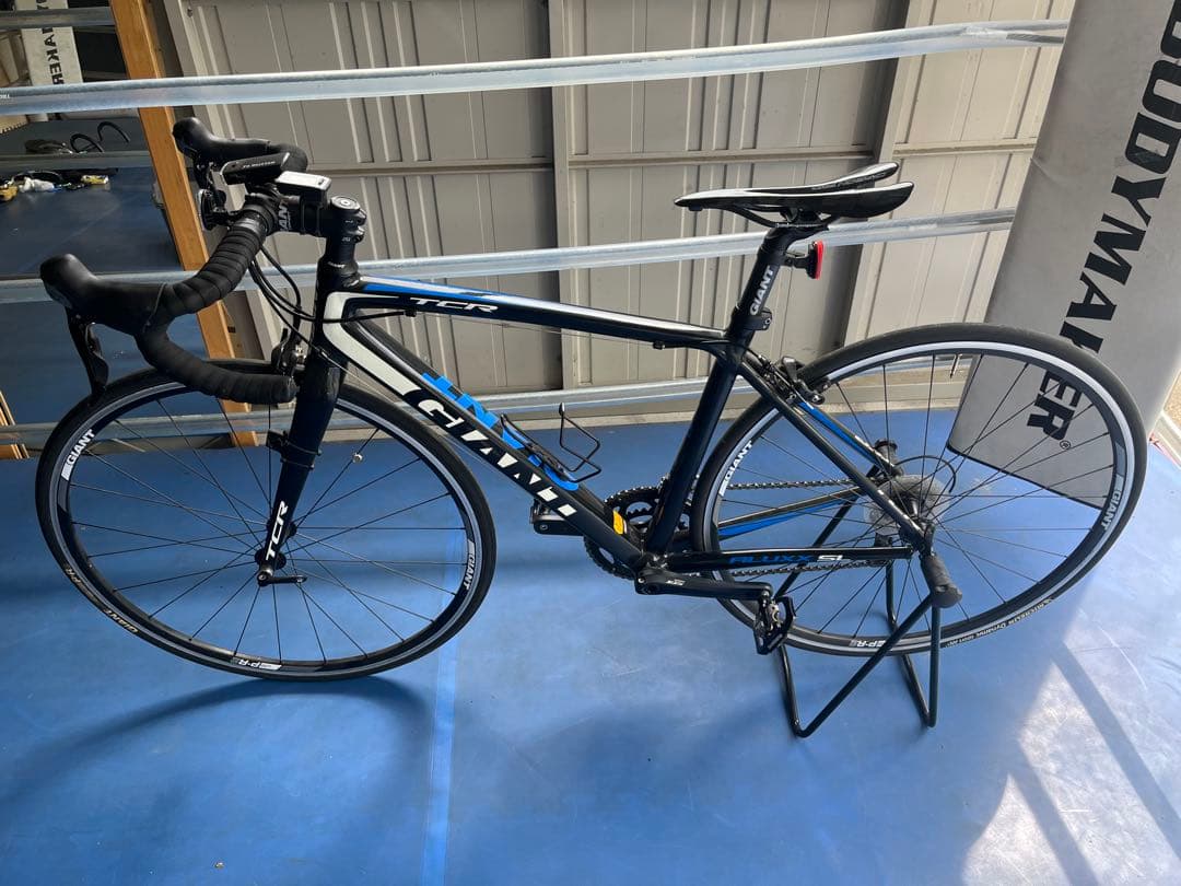 GIANT TCR ロードバイク コンポ 105フルカーボン連休中大幅値下げ￼