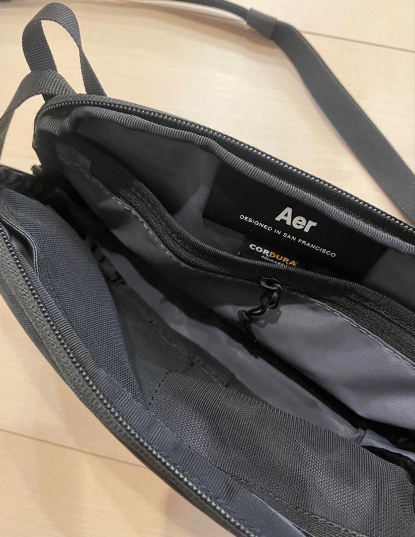 バッグ Aer Go Sling 2