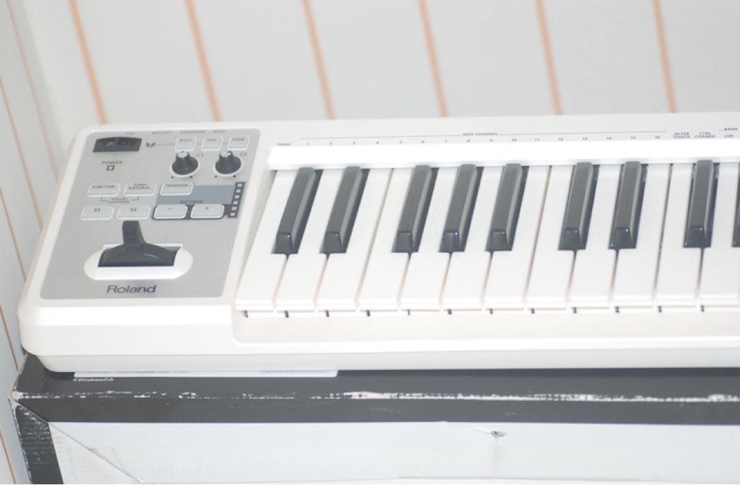Roland A-49 ホワイト MIDIキーボード