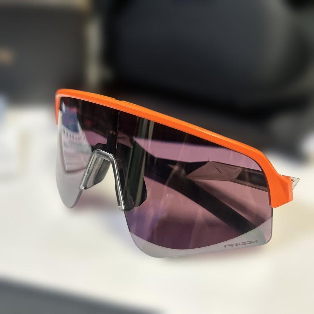 未使用 国内正規 OAKLEY 9465 SUTRO LITE SWEEP