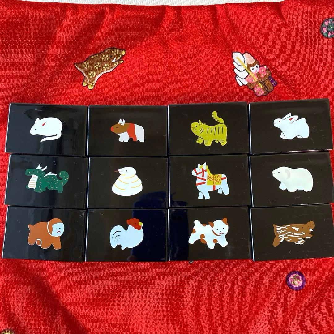 十二支升飾り 縮緬座布団 正月セット 祝い席 祝杯 酒杯 盃分 漆調 千福万来