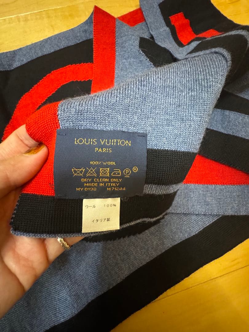 LOUIS VUITTON ロゴマフラー グレー/ブラック/レッド