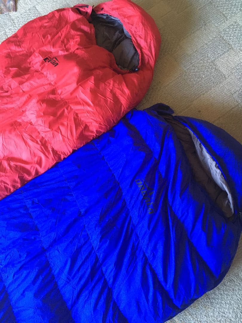 【推奨-25度まで】DABADA ダウン 寝袋 マミー型 シュラフ