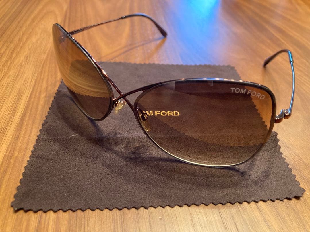TOM FORD サングラス Longarone ブラウン