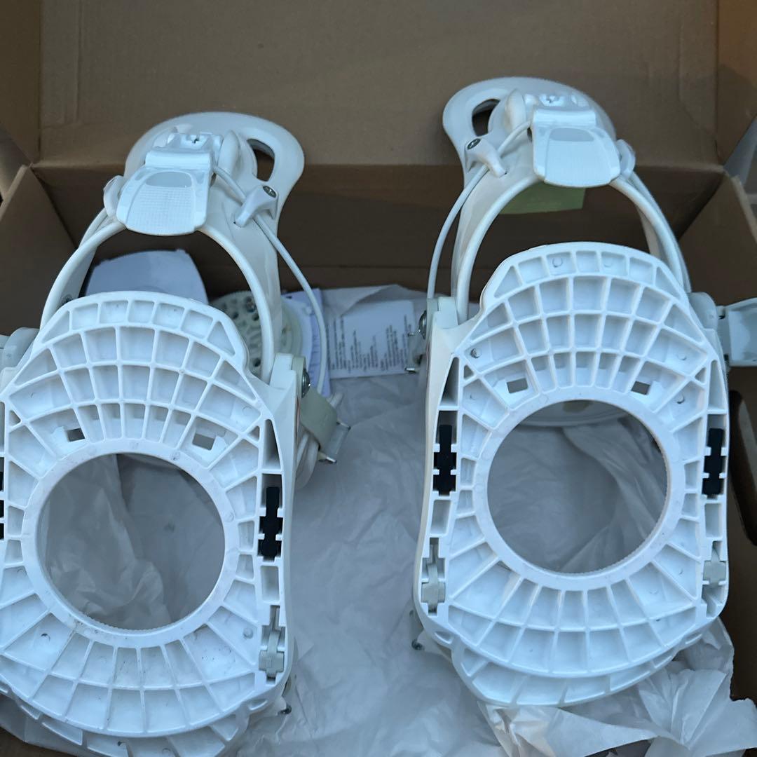 最終値下げ！KIDOO ワンタッチビンディング ホワイト