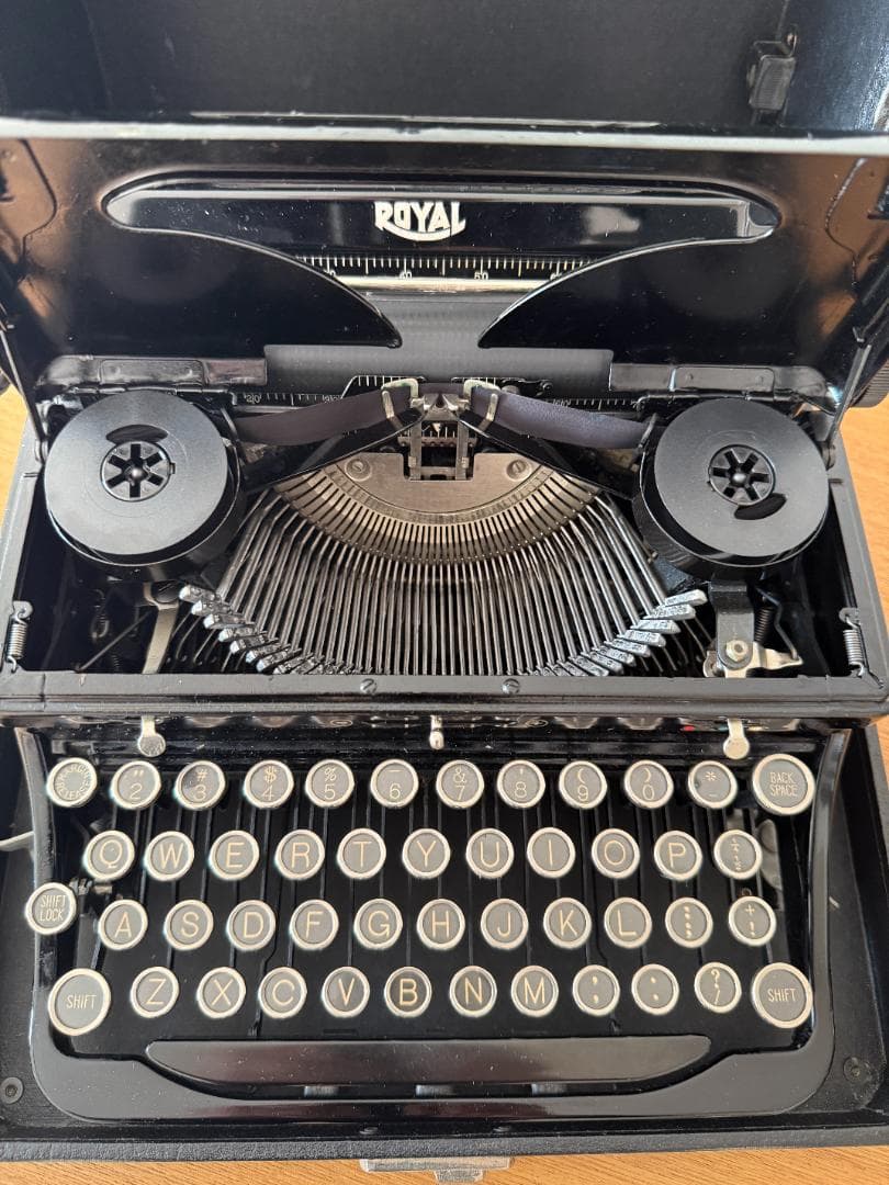  PORTABLE タイプライター