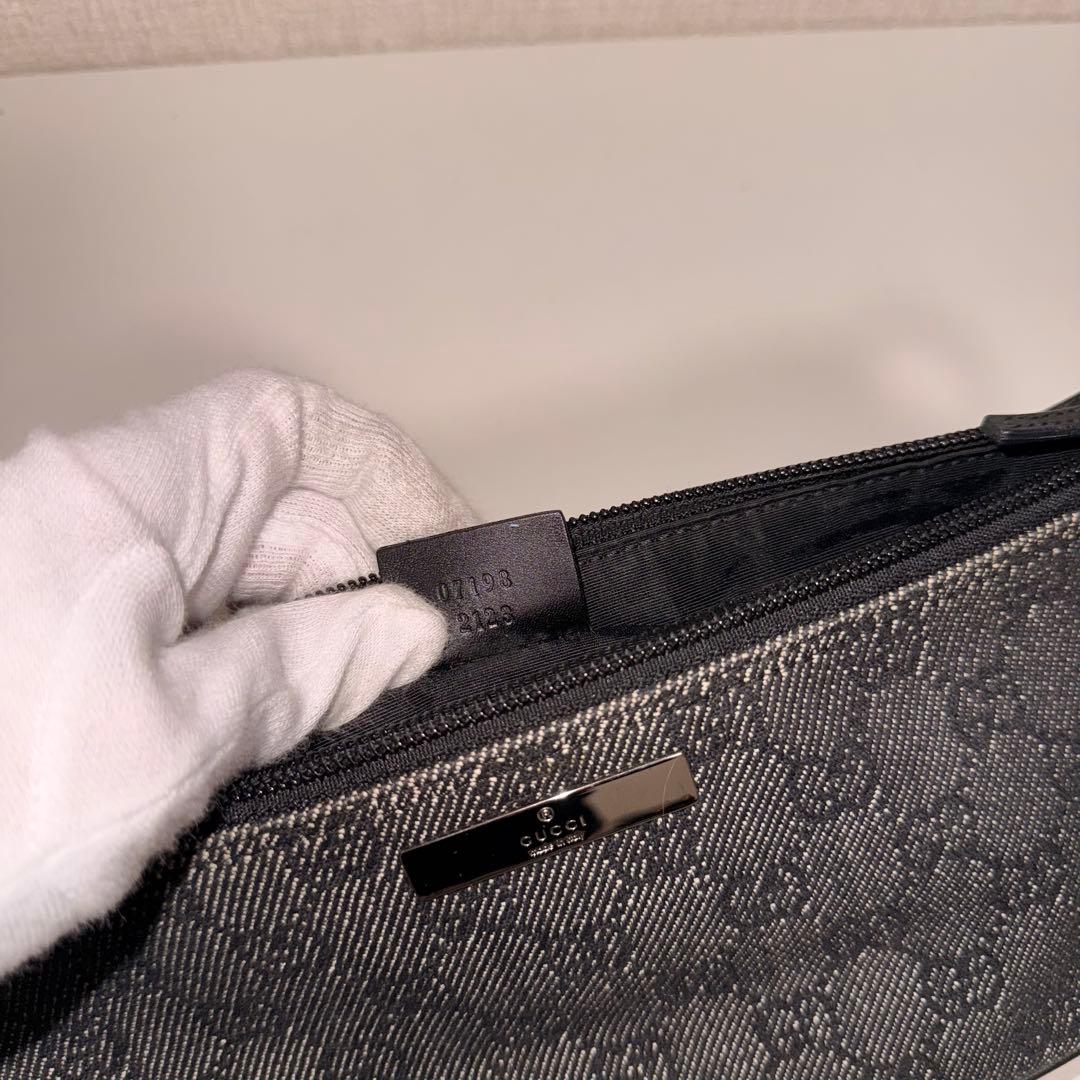 GUCCI グッチ アクセサリーポーチ