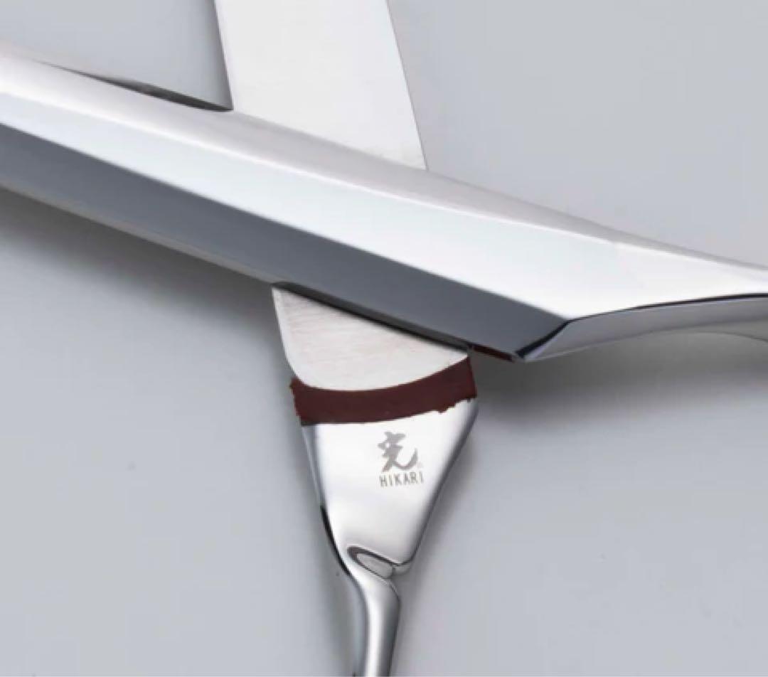 【最安値】ヒカリ　光　シザー　Sliik cosmos 6.25