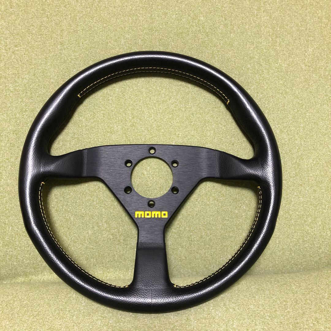 momo ステアリング 本体 黒