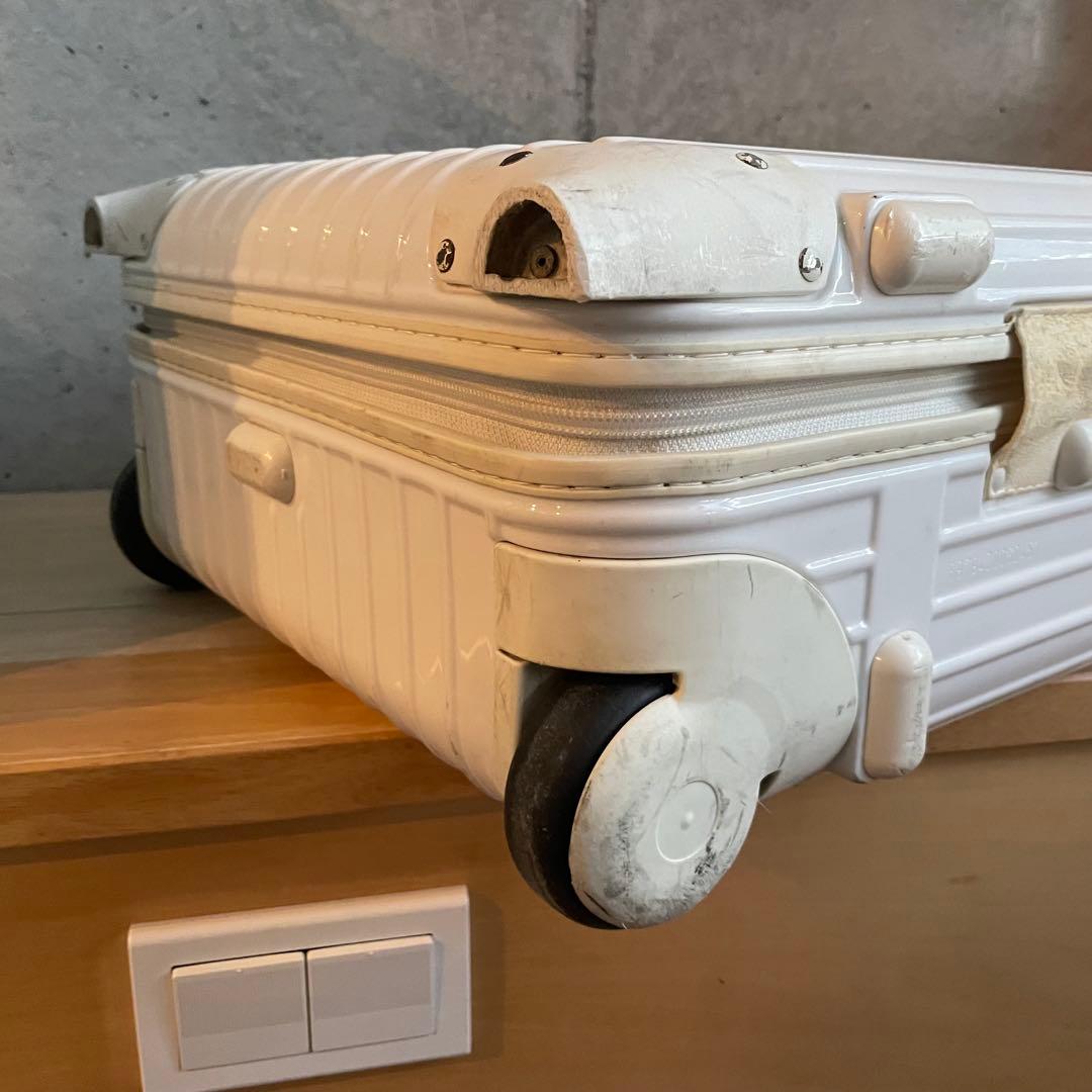 リモワ ユナイテッドアローズ サルサ エクリュ 32l