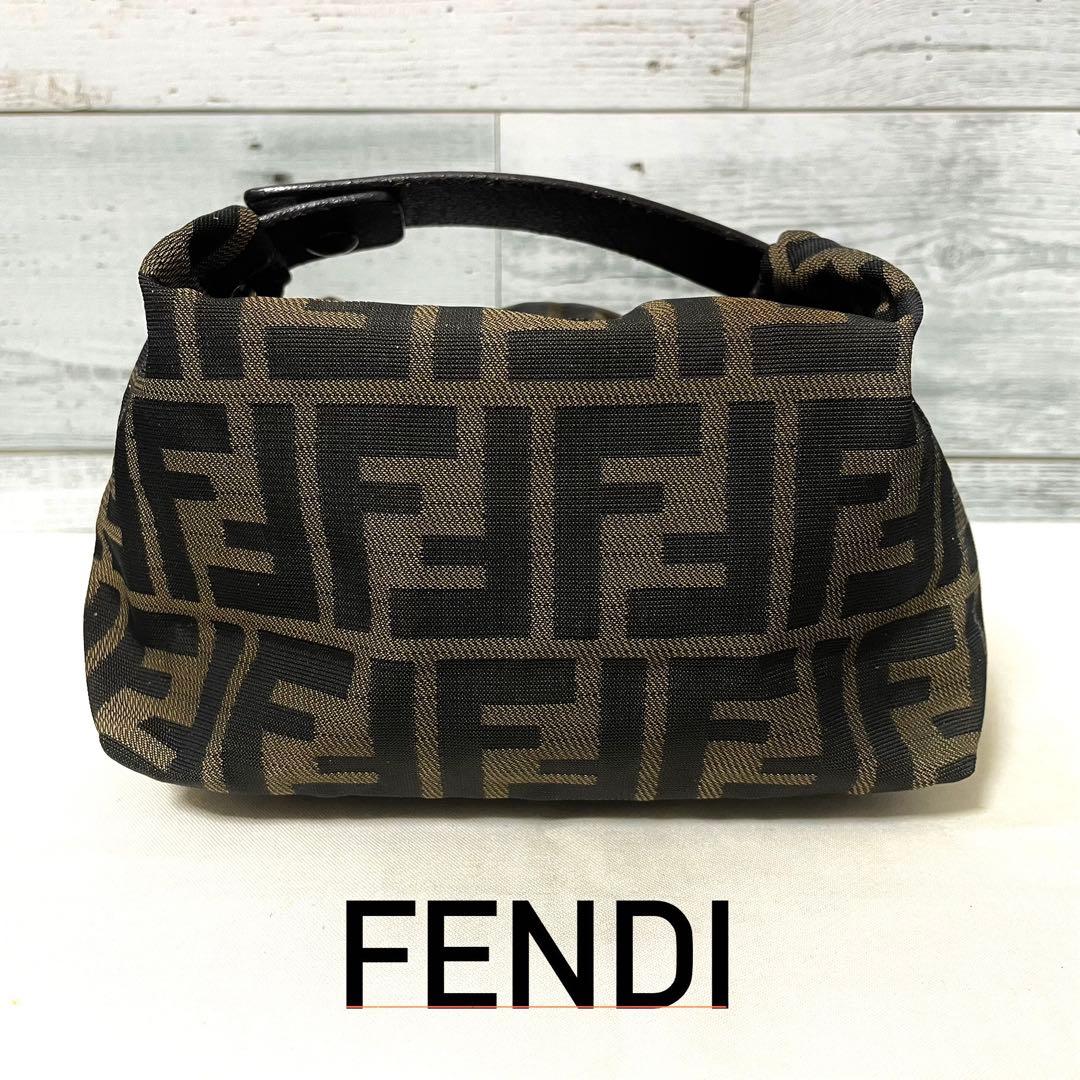 美品】FENDI ミニバニティバッグ アクセサリーポーチ ズッカ FF - メルカリ