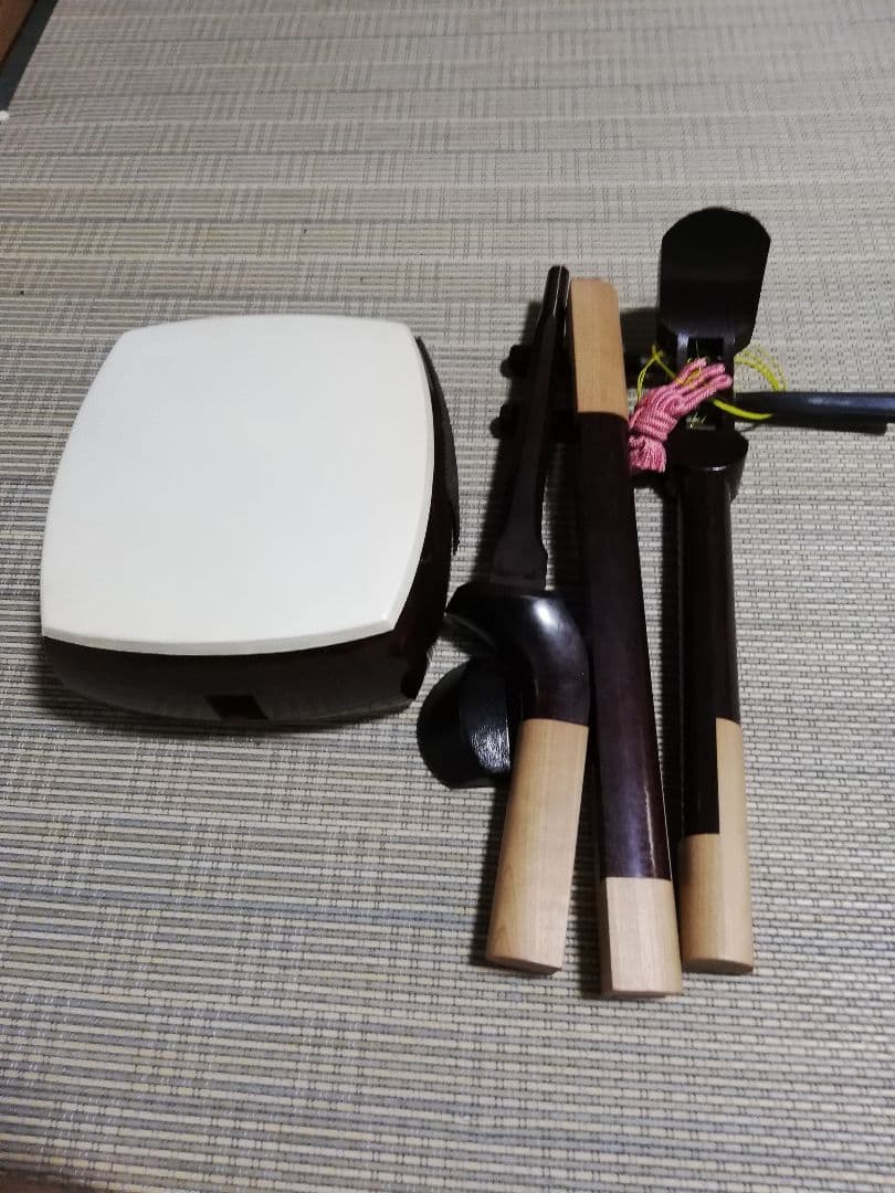 三味線本体 白黒 約90㌢短棹サイズ 付属品あり