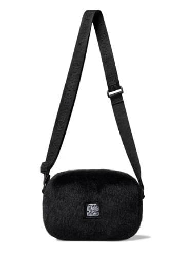 ブラックアイパッチ OG LABEL FAUX FUR SHOULDER BAG