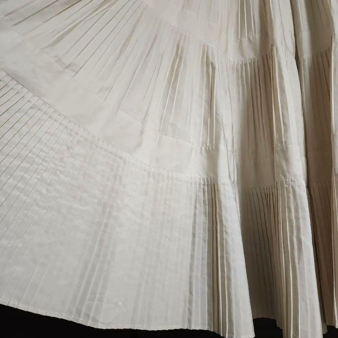 ビアズリー プリーツティアードスカート フリーサイズ ホワイト