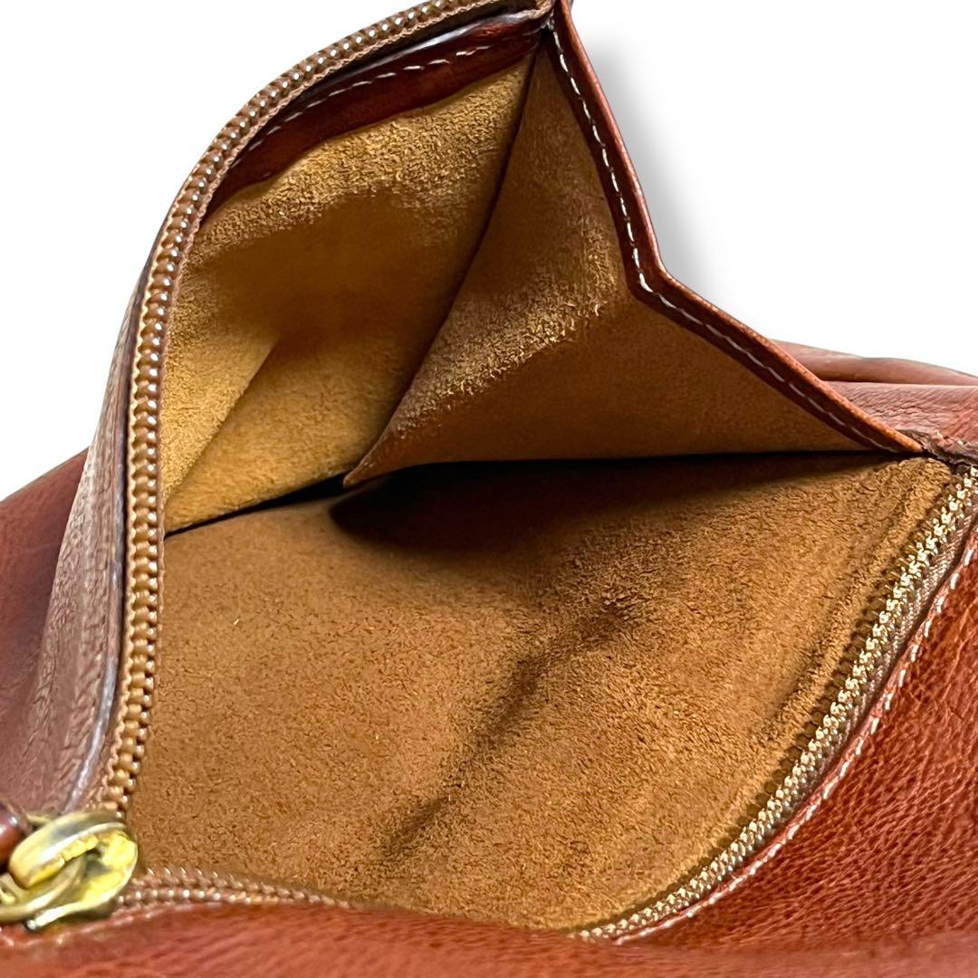 美品✨ IL BISONTE イルビゾンテ ボディバッグ ブラック レザー