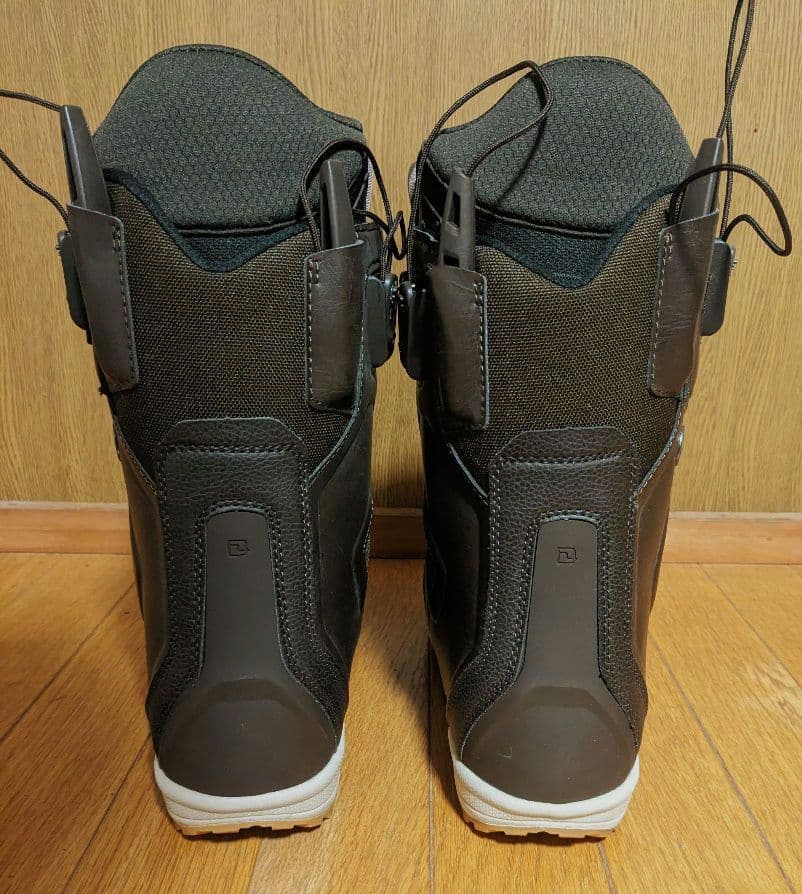 未使用品 DEELUXE スノーボードブーツ 26.5cm 茶 スノボ ブーツ