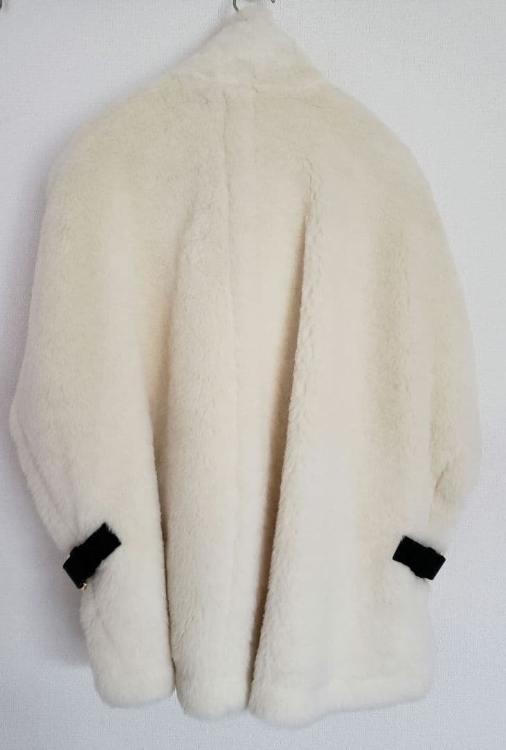 Max Mara テディ ケープ ホワイト