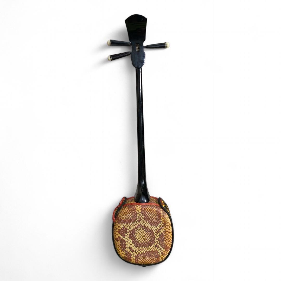沖縄三味線　和楽器　三味線　人工皮　蛇柄　三線ケース付き