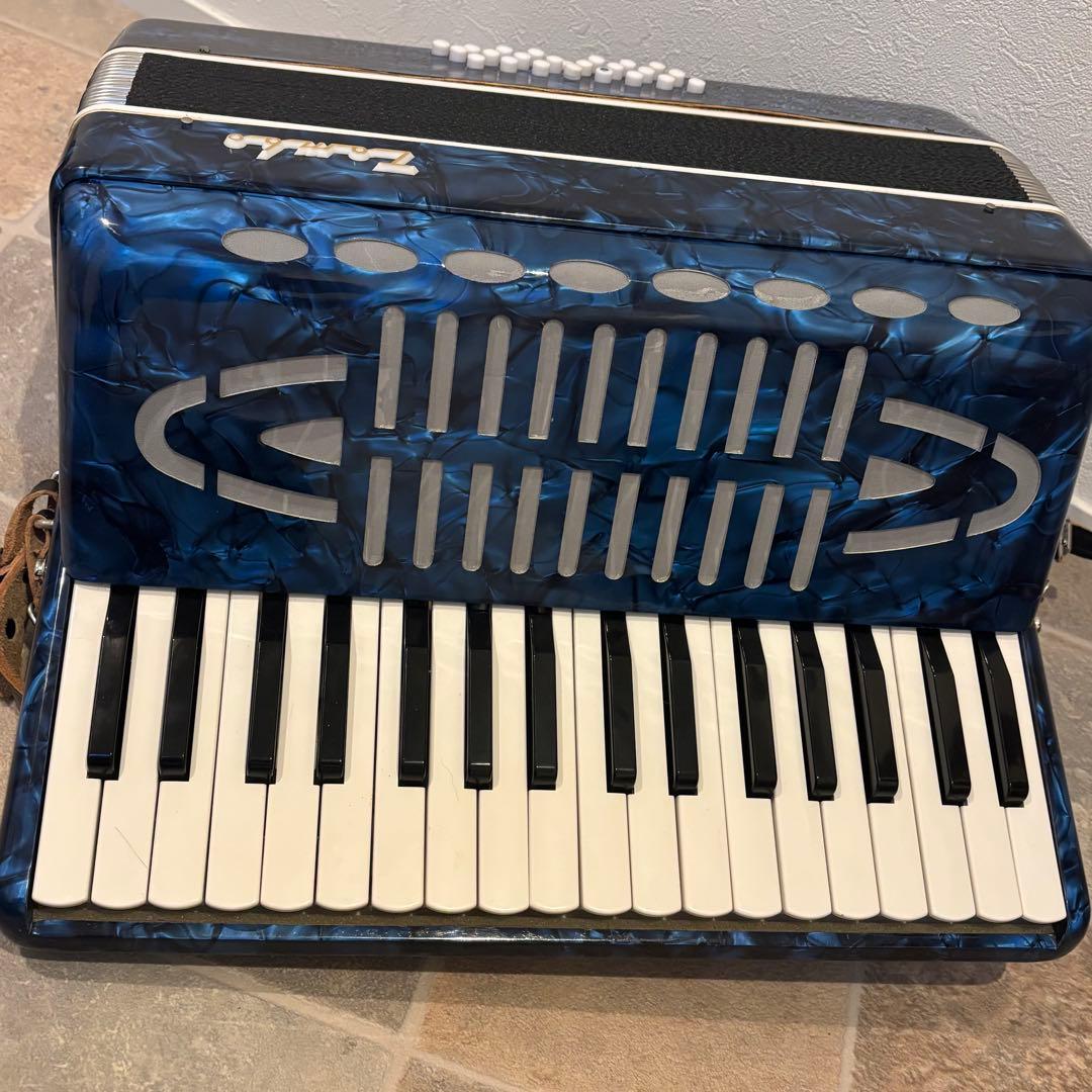 【極美品】TOMBO トンボアコーディオン No.241 ブルー