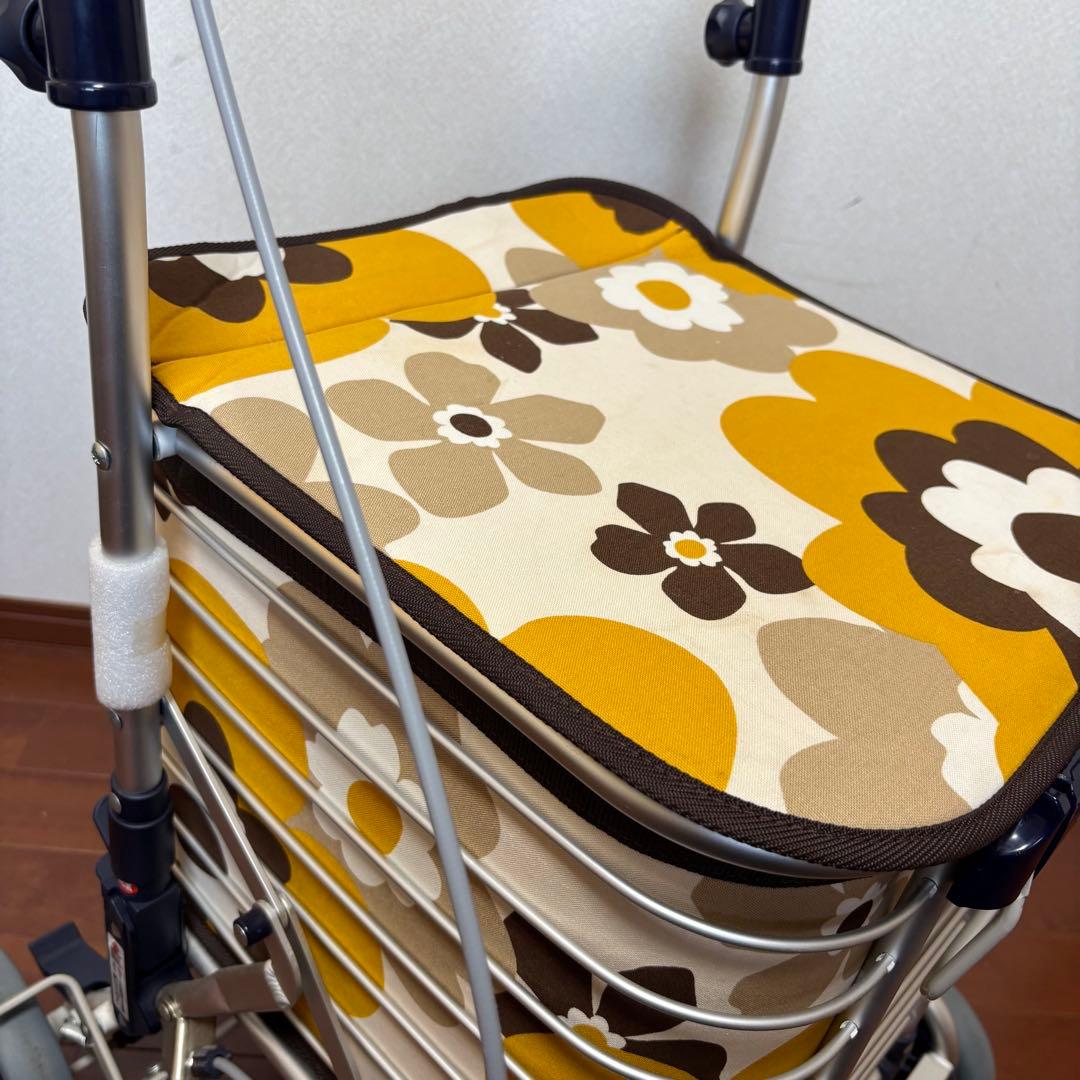 【美品】ユーバ産業株式会社　シルバーカー　ワイヤーカート　 スワレル　専用バッグ