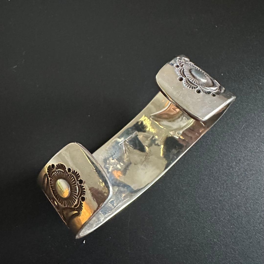 Art Tafoya スタンプワーク バングル - メルカリ