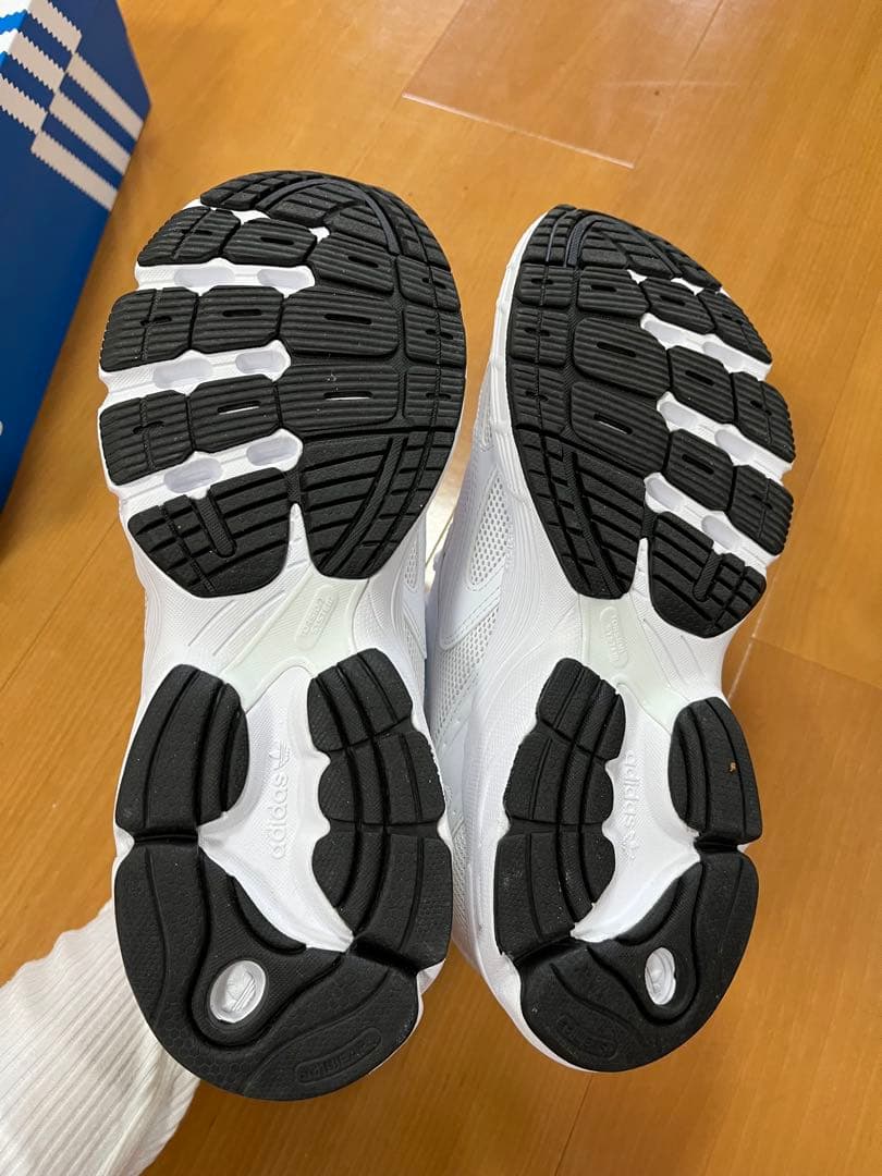 ADIDAS ASTIR W アディダス アスター W IE9887