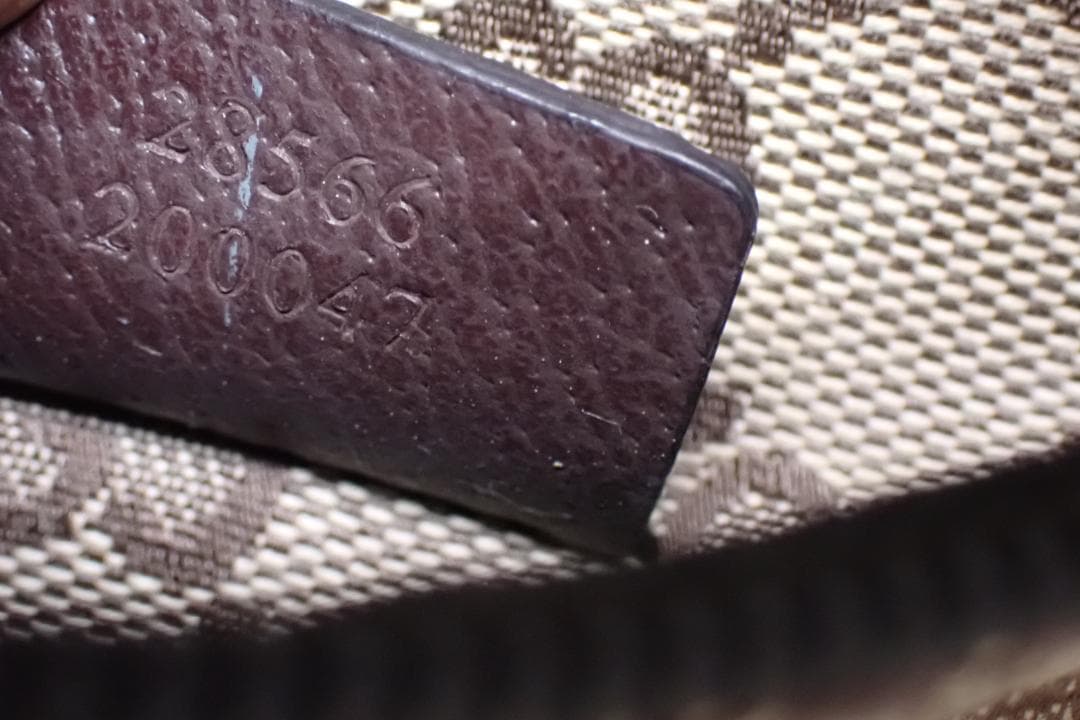 グッチ GGキャンバス ウエスト ボディバッグ28566 200047 J3-A