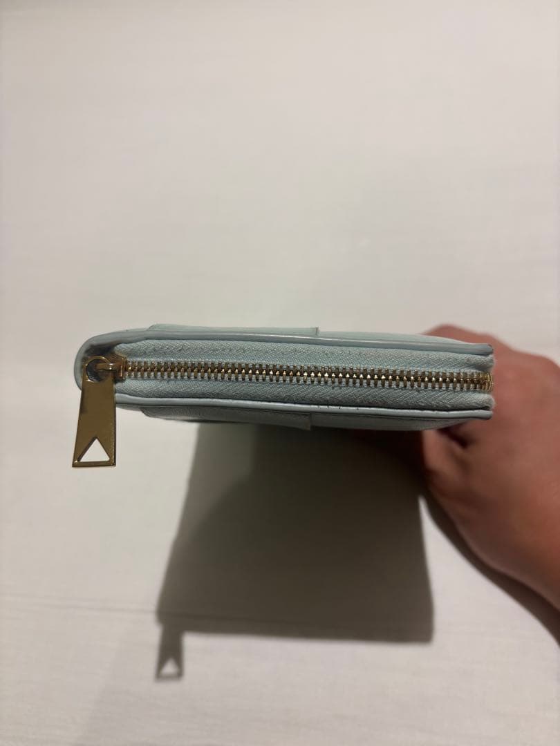 美品ボッテガヴェネタ　カセット長財布 水色