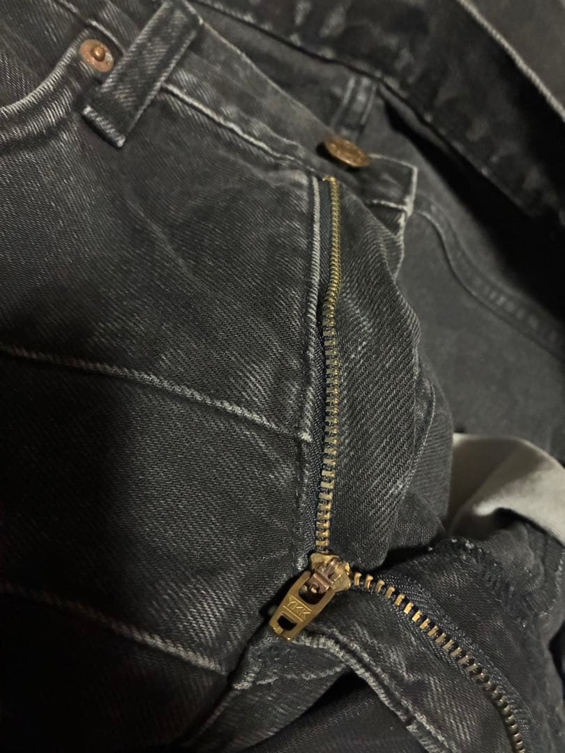 【美品】THEE HYSTERIC XXX・ウミヘビデニム・ブラック・サイズL