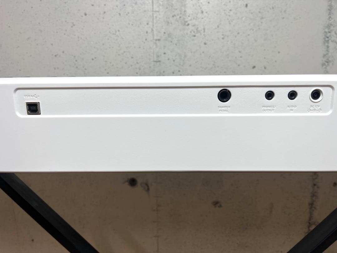 カシオ デシタルピアノ 88鍵盤 CDP-S110WE / 23年製 / 美品