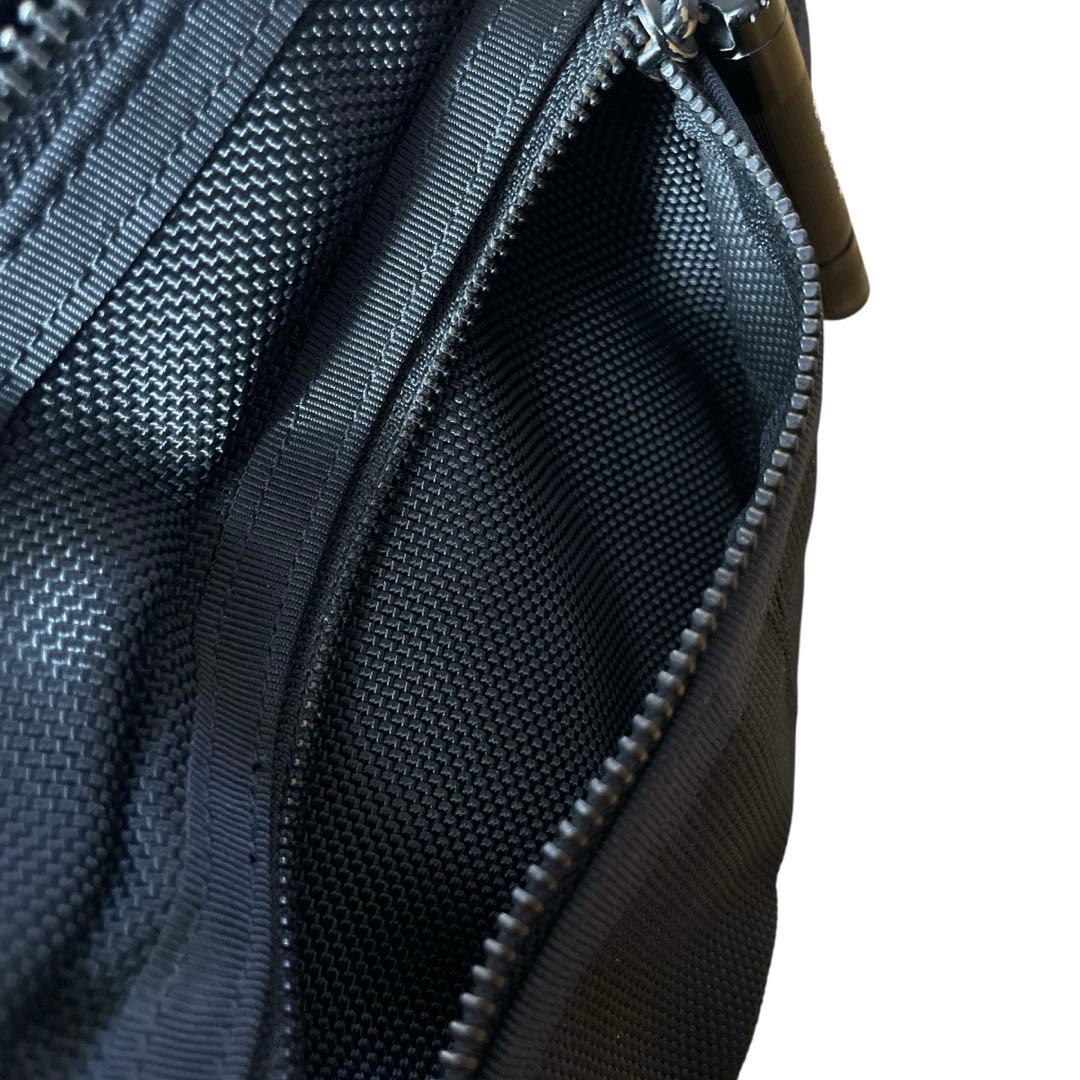 【美品】PORTER ポーター HEAT ボディバック 吉田カバン ブラック