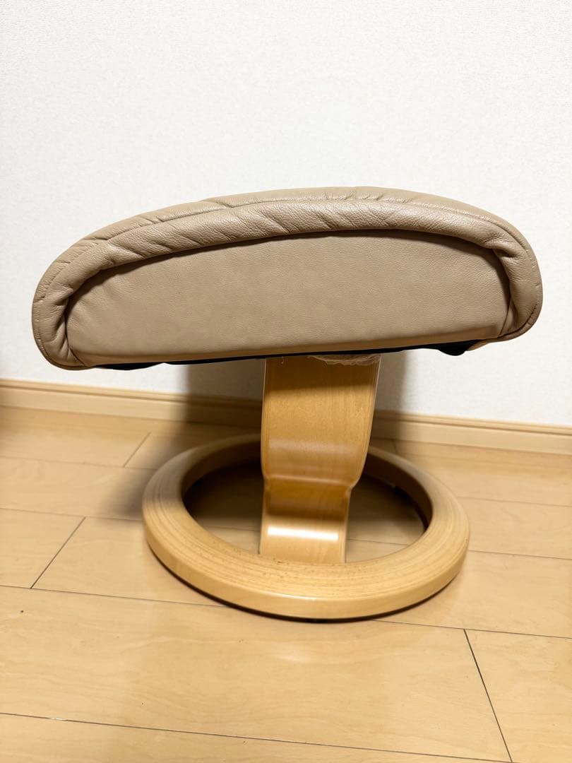 エコーネス ストレスレスチェア　ノルウェー製　本革 オットマン付き