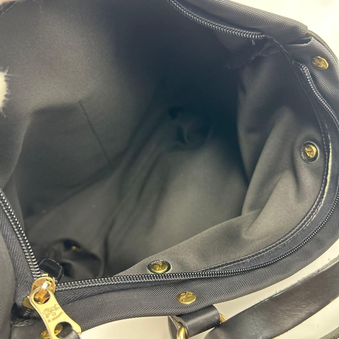 【超美品】イルビゾンテ　リュック　バックパック　レザー　ナイロン　黒　ロゴ型押し