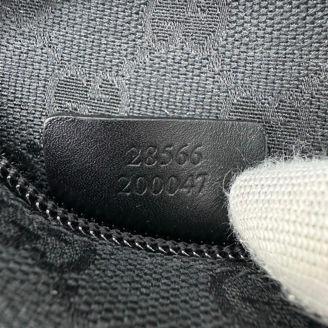 【極美品】GUCCI ボディバッグ ウエストポーチ GG キャンバス ブラック