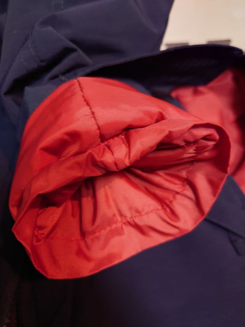 美品 BURTON KIDS スノーボードウェア M 上下 黒