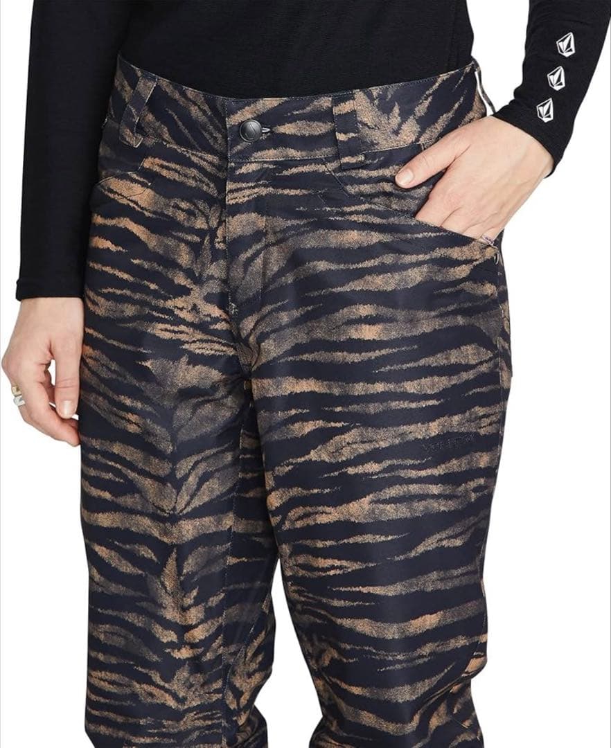 VOLCOM(ヴォルコム) スノーボードウェア パンツ レディース　虎柄　スキー