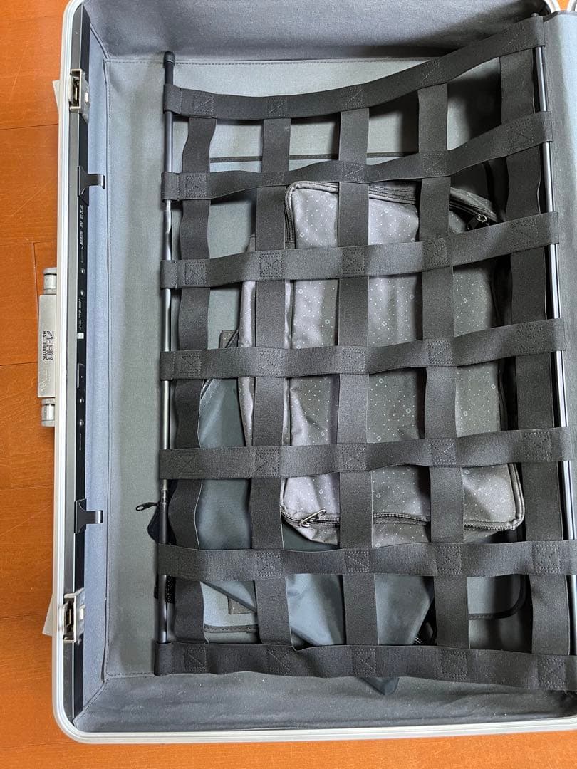 ゼロハリバートン　キャリーケース シルバー　ビンテージ