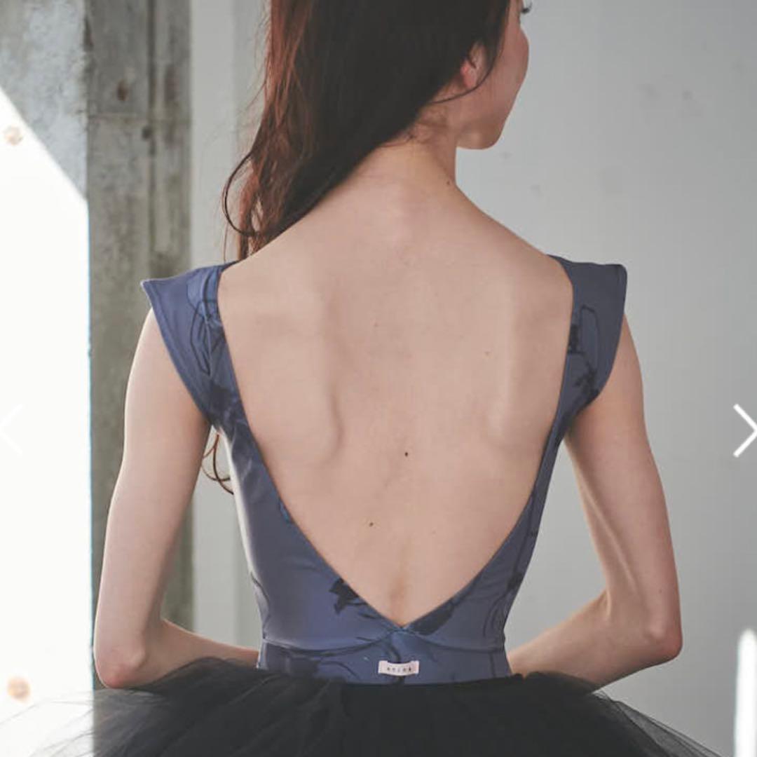 STINAレオタード　タイプKボートネック　サイズ M