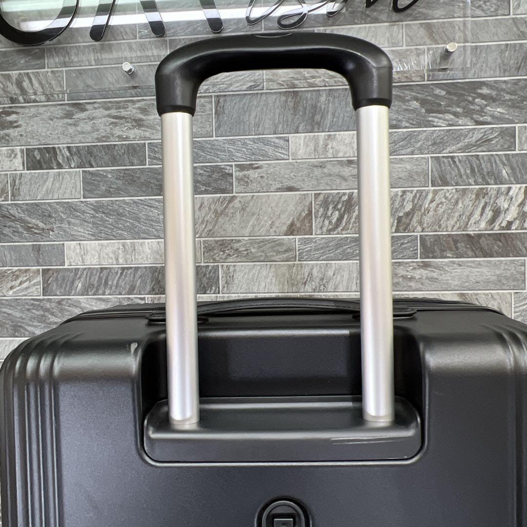 こころ様専用【使用1回】美品 ace. エース キャリーケース ファー