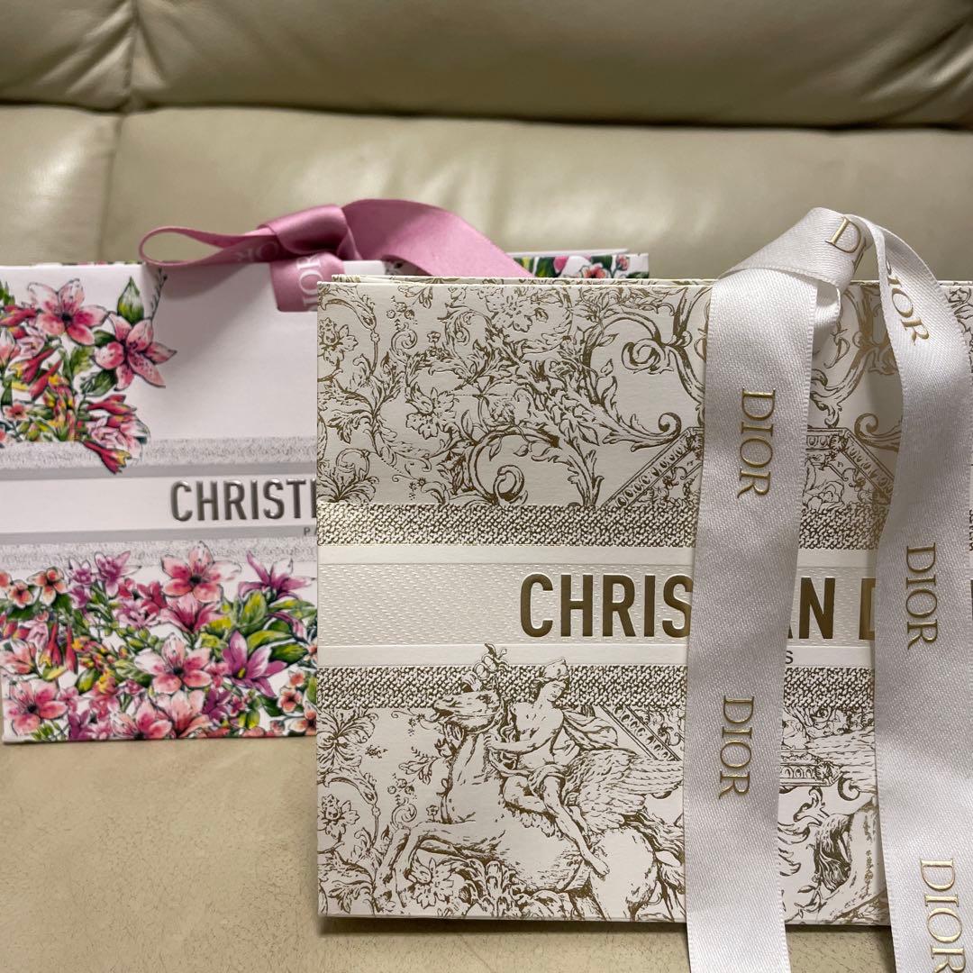 ディオール香水100m今なら2種類の袋付き