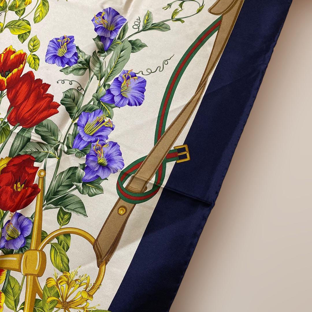 GUCCI 大判シルクスカーフ フローラル 花柄 シェリーライン ボタニカル
